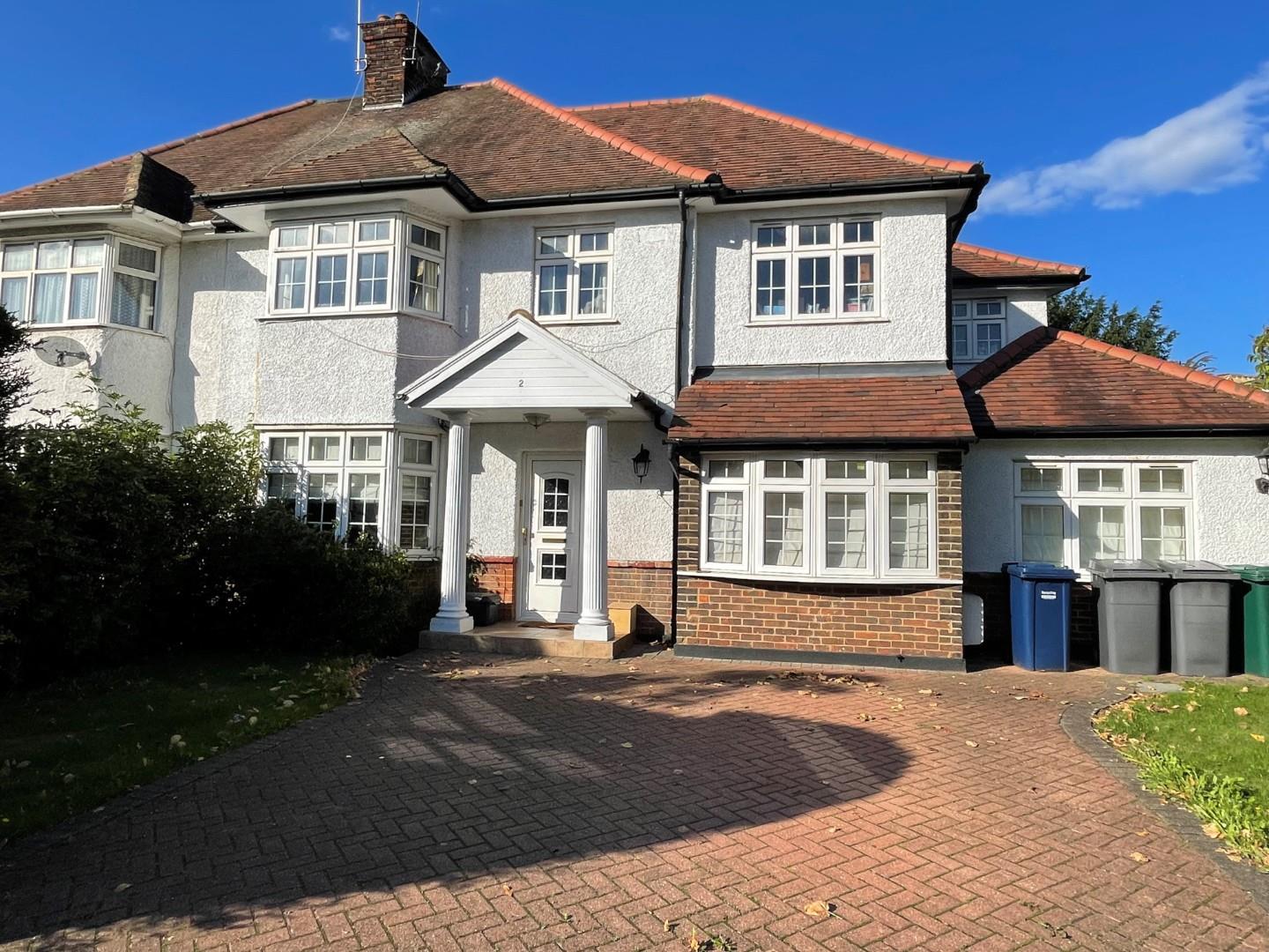 Woodland Way, Mill Hill